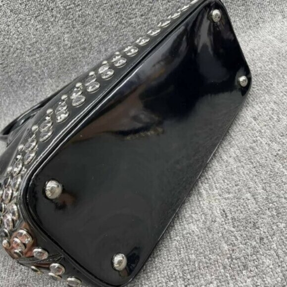 Prada Patent Leather Tote Bag 410-082725 - Picture 5 of 16